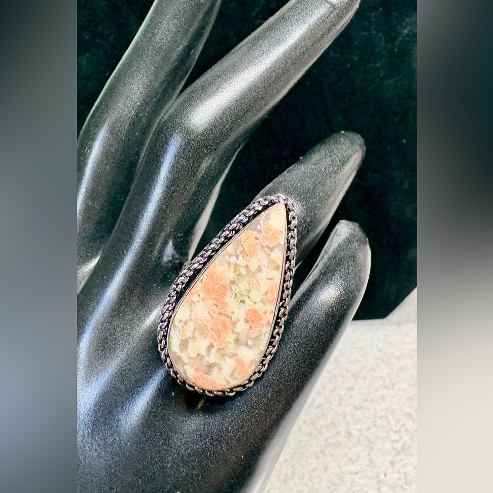 Elegant Silver and Unakite Stone Ring